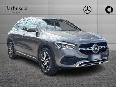 Mercedes-Benz GLA SUV 200 d Automatic Sport Plus del 2020 usata a Pescara