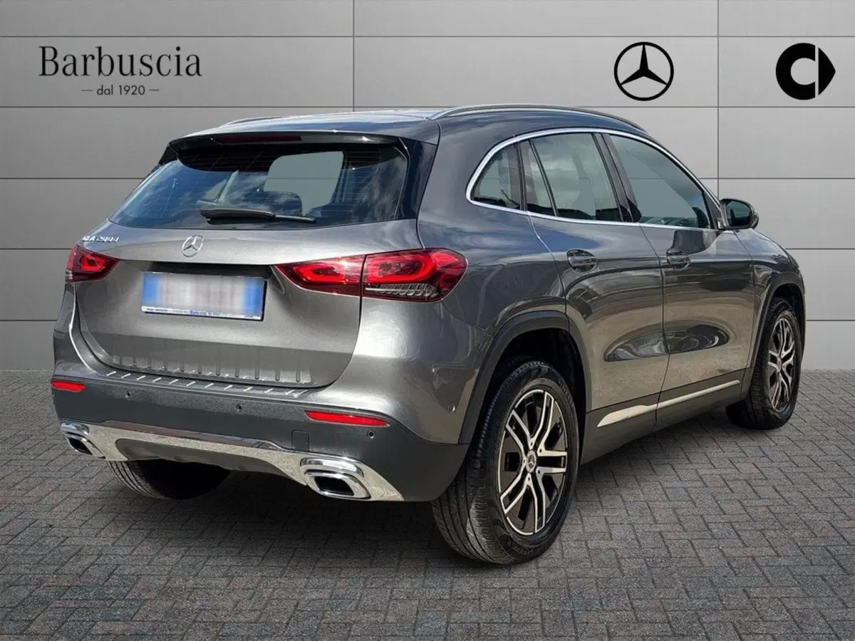 Mercedes-Benz GLA SUV usata a Pescara (2)