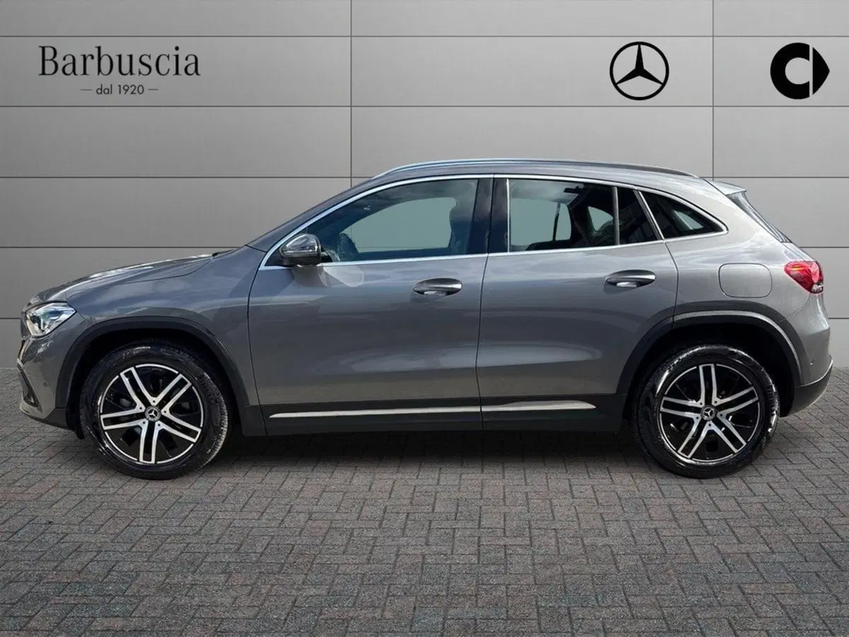 Mercedes-Benz GLA SUV usata a Pescara (4)