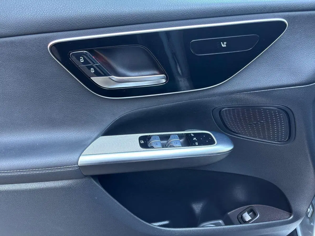 Mercedes-Benz GLC Coupé usata a Pescara (11)