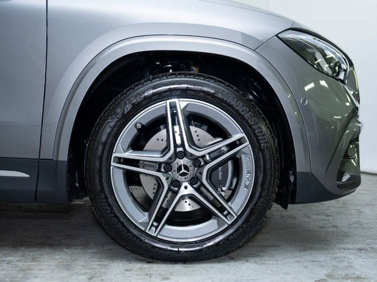 Mercedes-Benz GLA SUV nuova a Macerata (14)