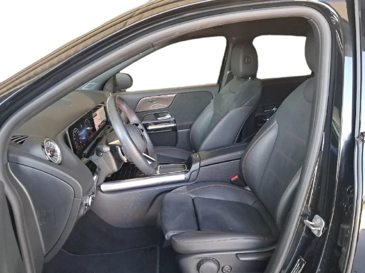 Mercedes-Benz GLA SUV usata a Salerno (10)