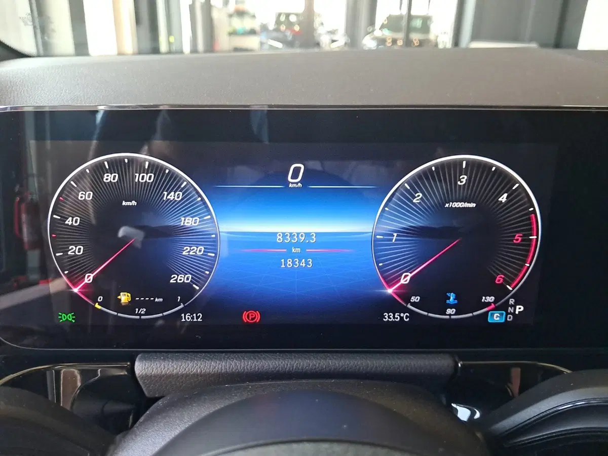 Mercedes-Benz GLA SUV usata a Salerno (9)