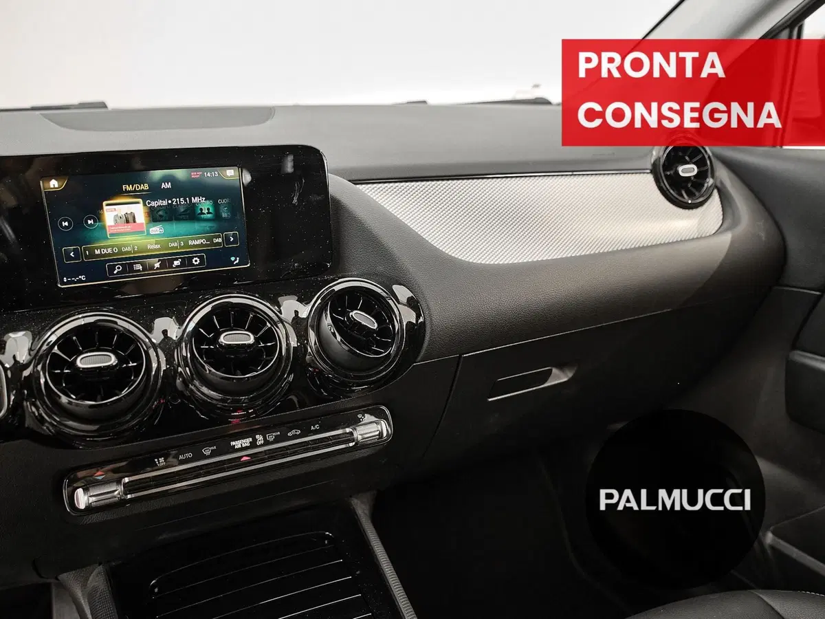 Mercedes-Benz GLA SUV usata a Prato (15)