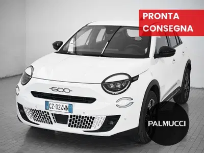 Fiat 600 1.2 hybrid 145cv auto del 2025 usata a Prato