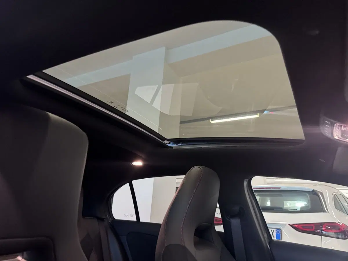 Mercedes-Benz Classe A nuova a Messina (12)