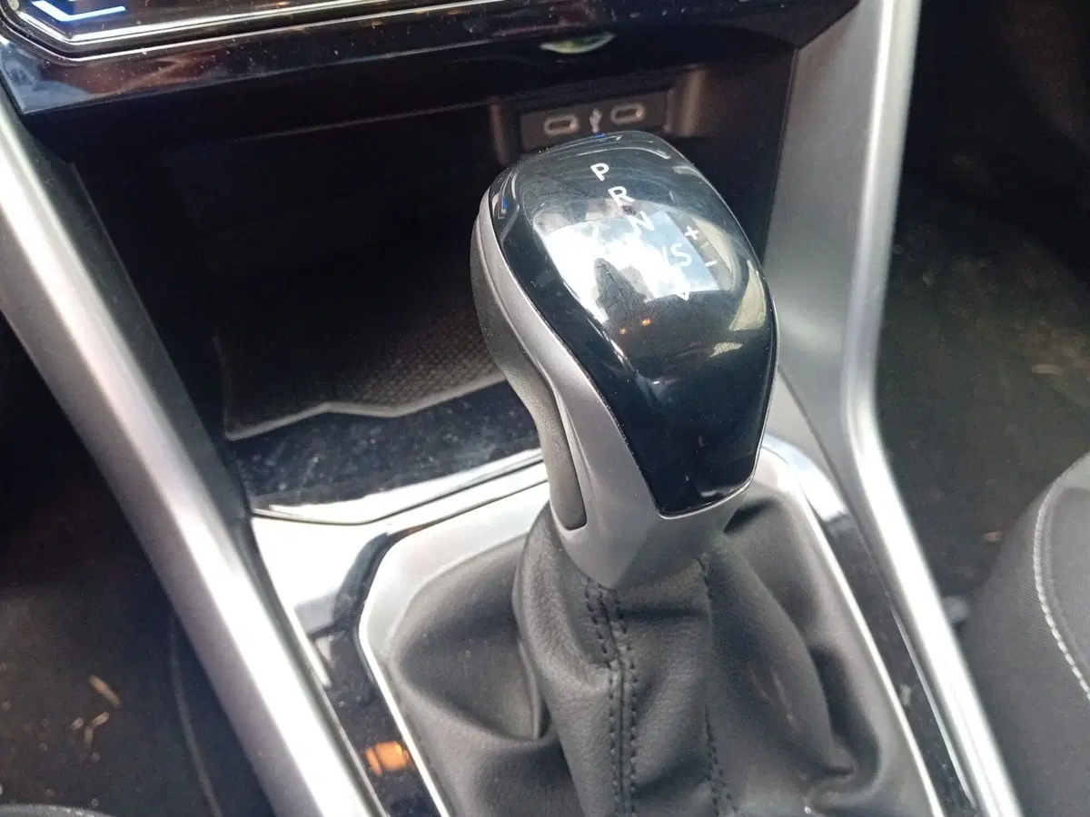 Volkswagen T-Roc usata a Pordenone (15)