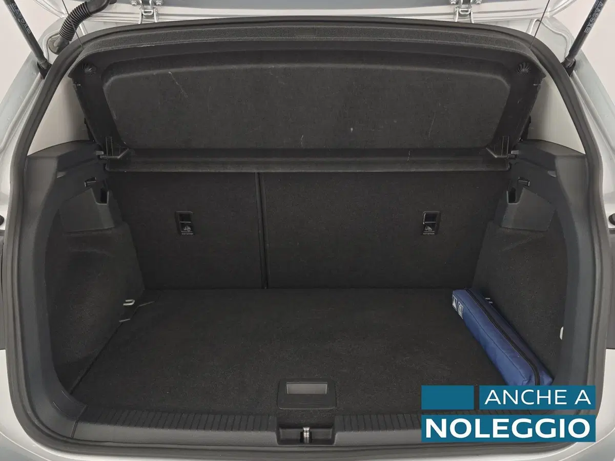 Volkswagen T-Cross usata a Cuneo (8)