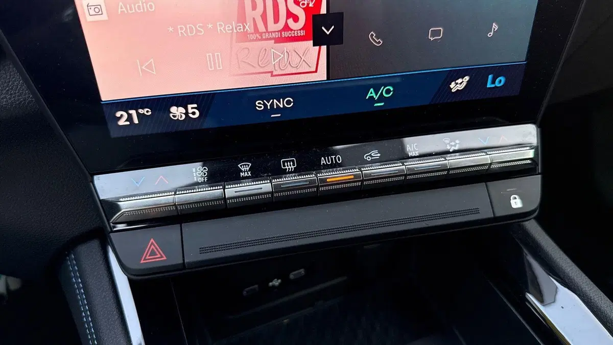 Renault Espace usata a Treviso (10)