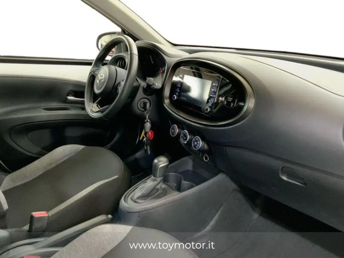 Toyota Aygo X usata a Arezzo (10)