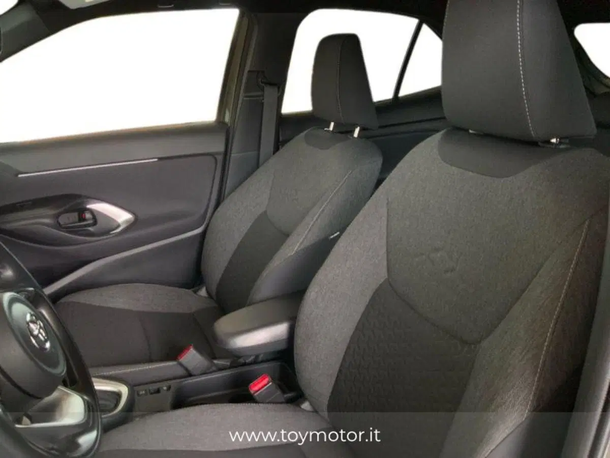 Toyota Yaris Cross usata a Arezzo (15)