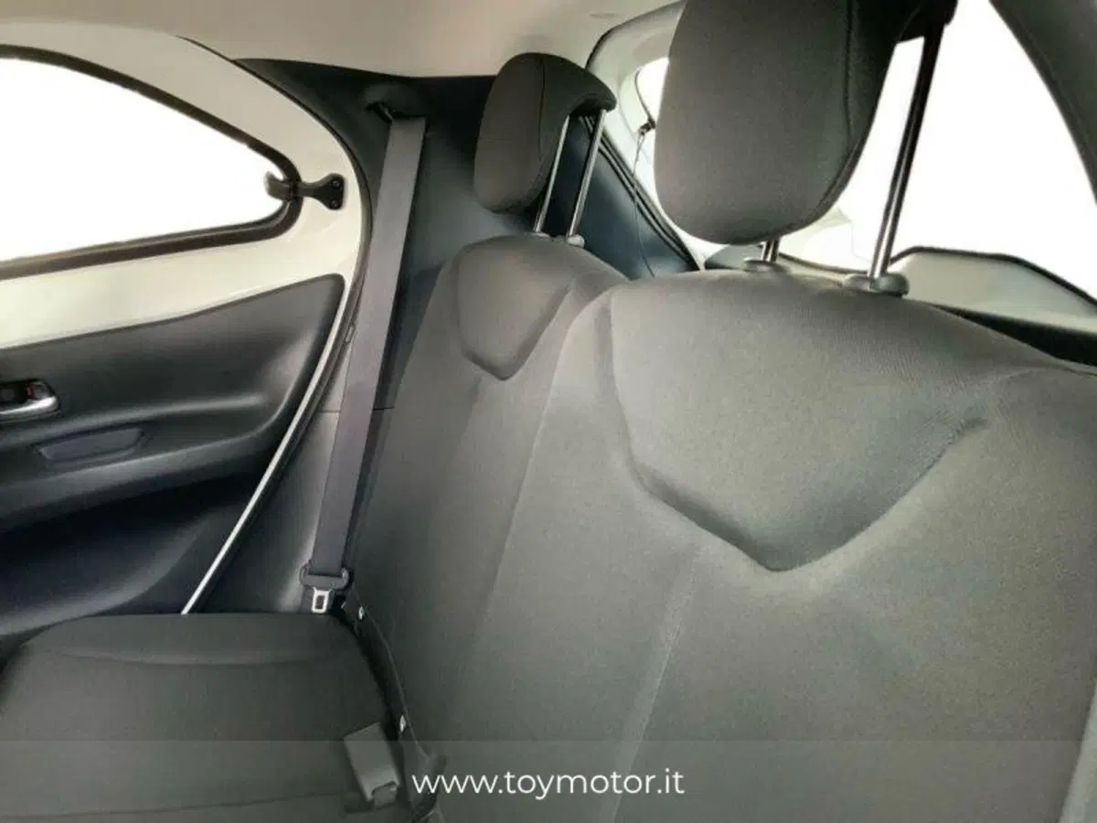 Toyota Aygo X usata a Perugia (12)