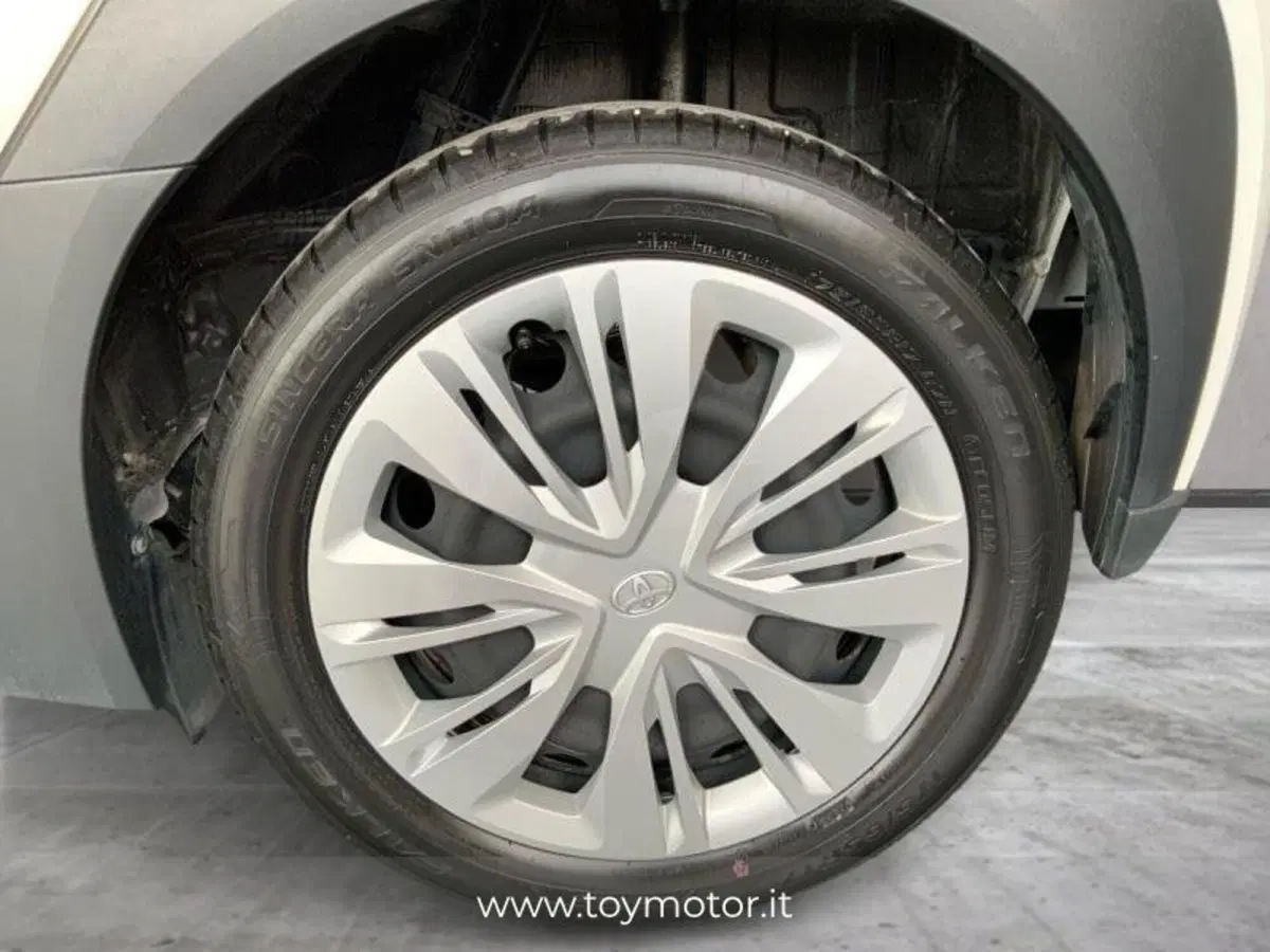 Toyota Aygo X usata a Perugia (14)