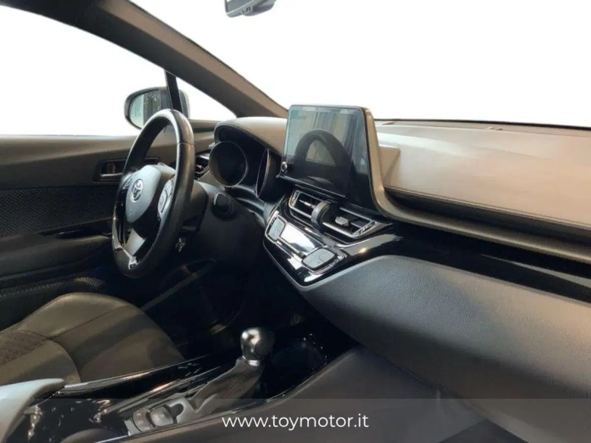 Toyota Toyota C-HR usata a Perugia (13)