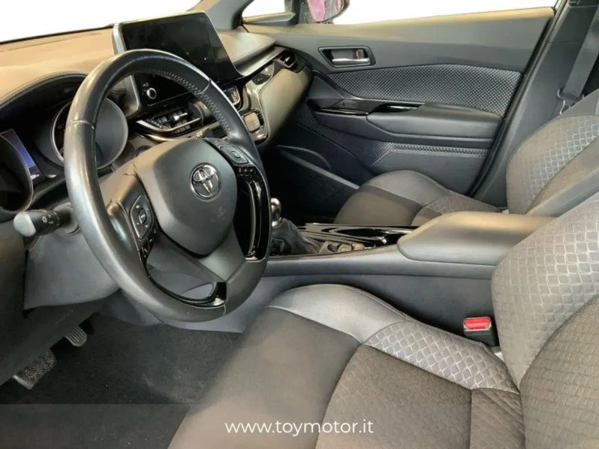 Toyota Toyota C-HR usata a Perugia (7)