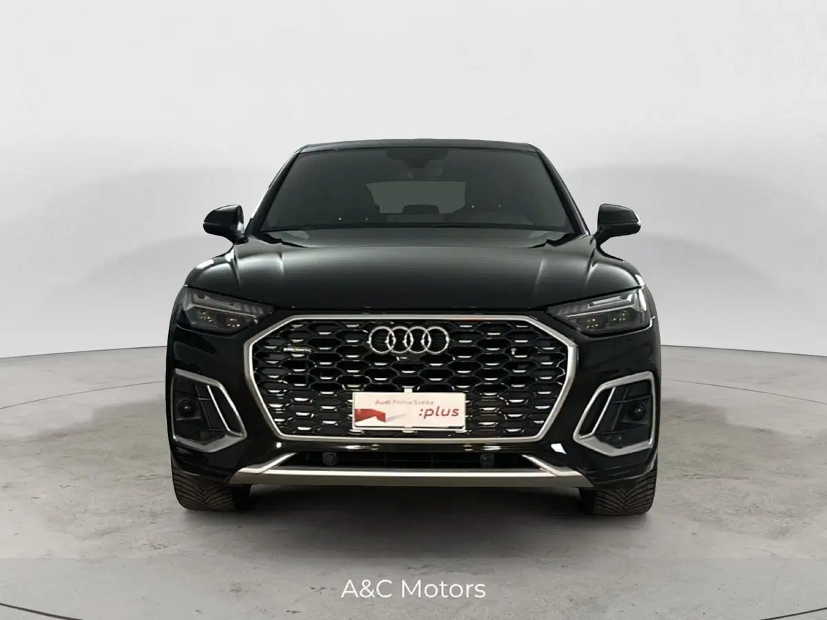 Audi Q4 Sportback usata a Caserta (2)