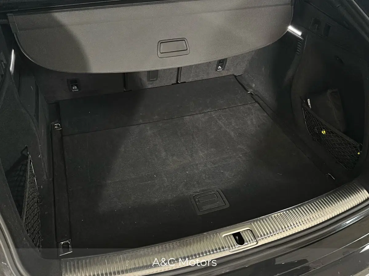 Audi Q4 Sportback usata a Caserta (20)