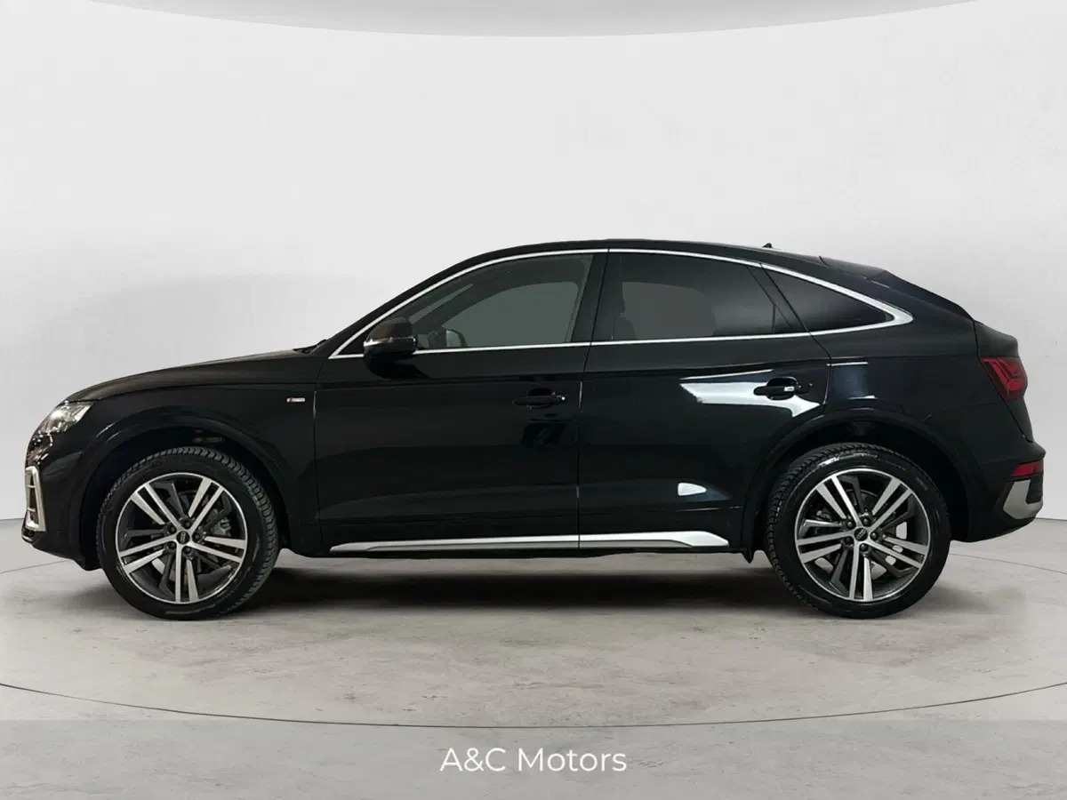 Audi Q4 Sportback usata a Caserta (3)