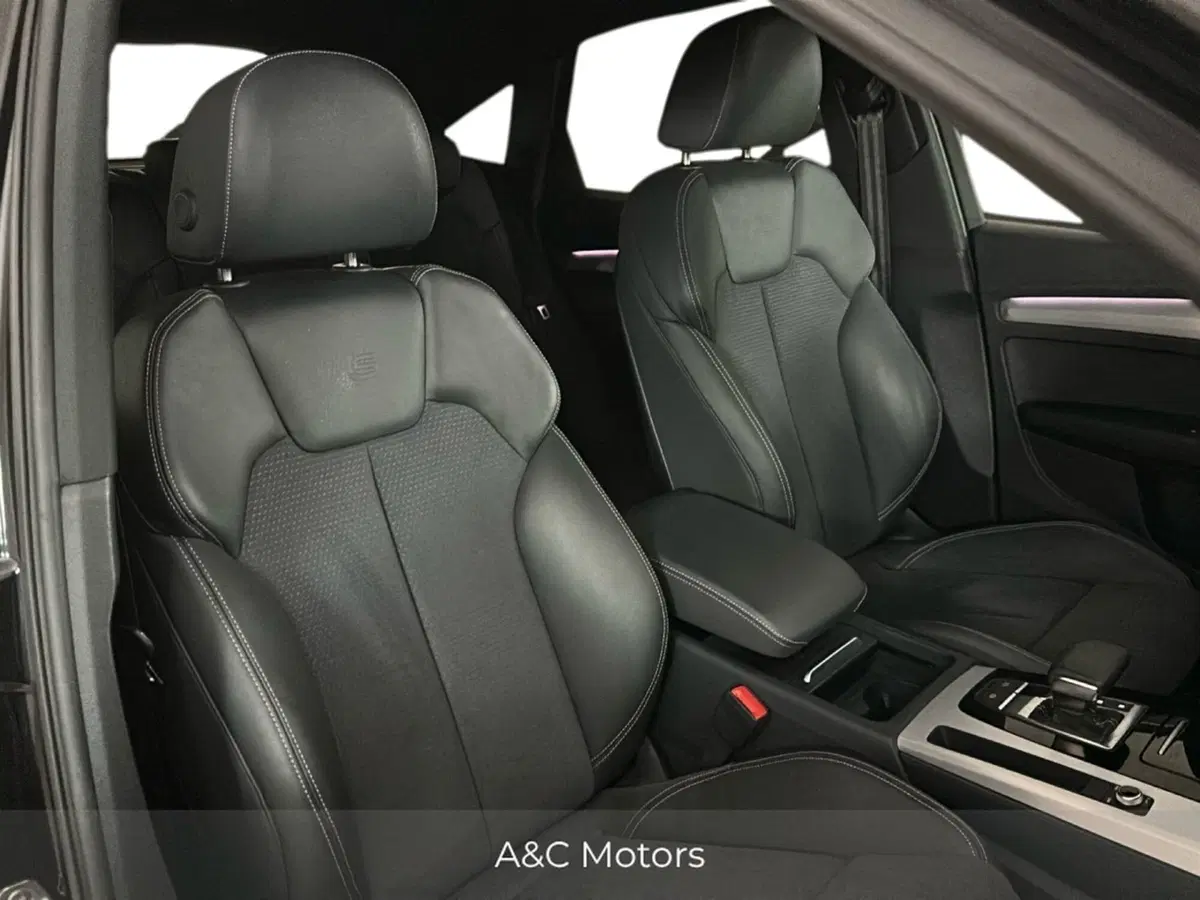Audi Q4 Sportback usata a Caserta (9)