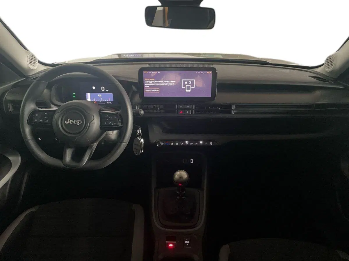 Jeep Avenger usata a Salerno (11)