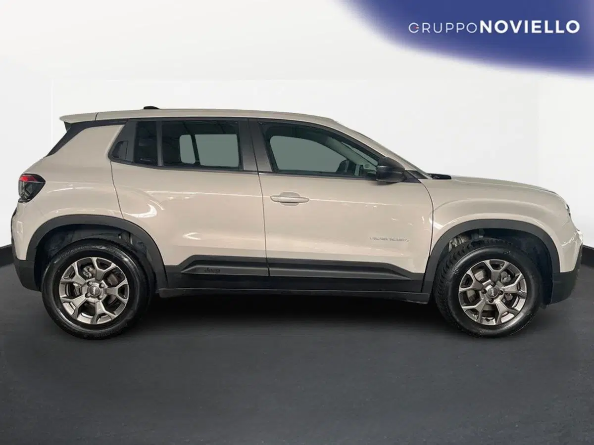 Jeep Avenger usata a Salerno (3)