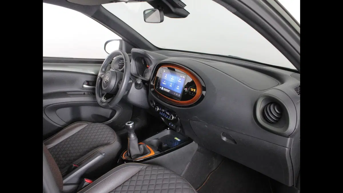 Toyota Aygo X usata a Palermo (6)