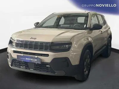 Jeep Avenger 1.2 turbo Longitude fwd 100cv del 2023 usata a Salerno