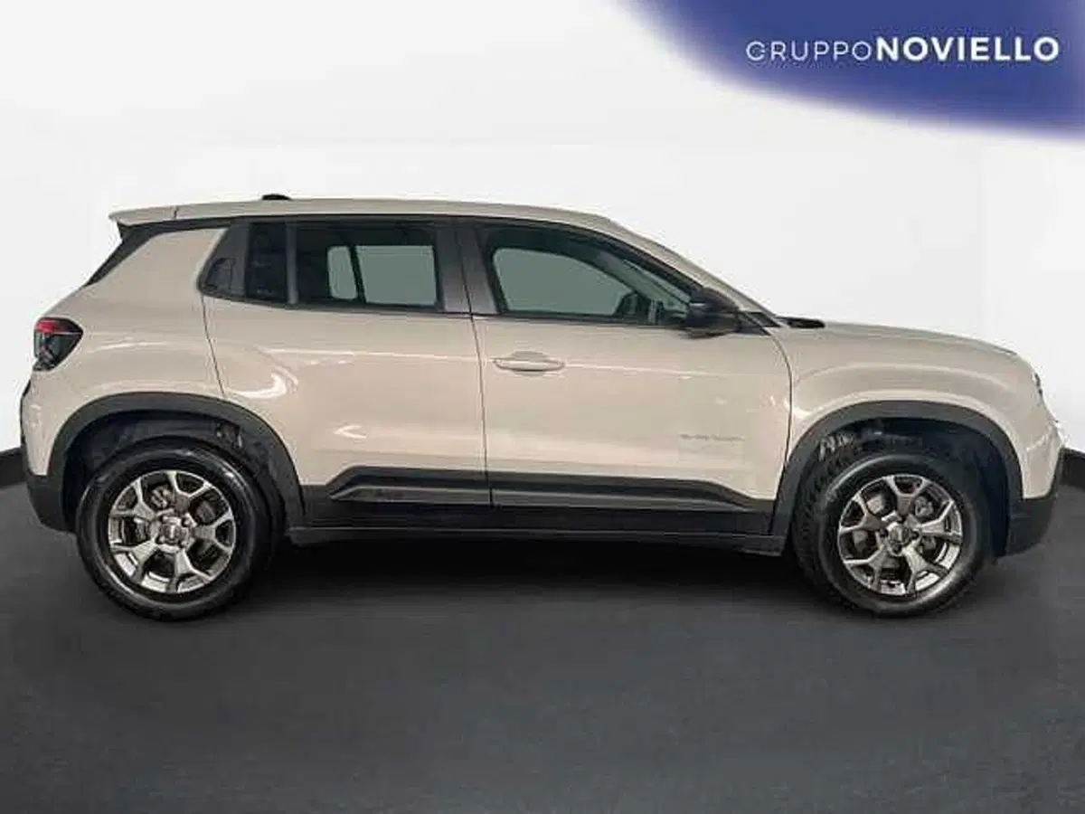 Jeep Avenger usata a Salerno (3)