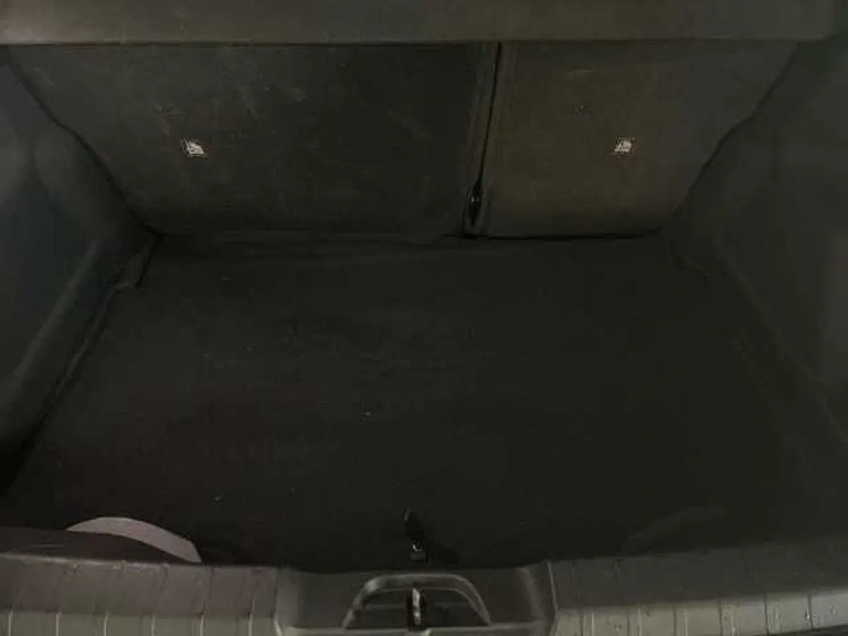 Jeep Avenger usata a Salerno (7)