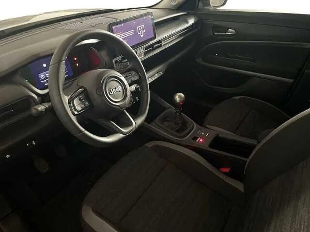 Jeep Avenger usata a Salerno (9)