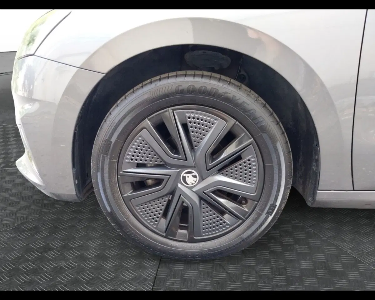 Skoda Fabia usata a Ravenna (14)