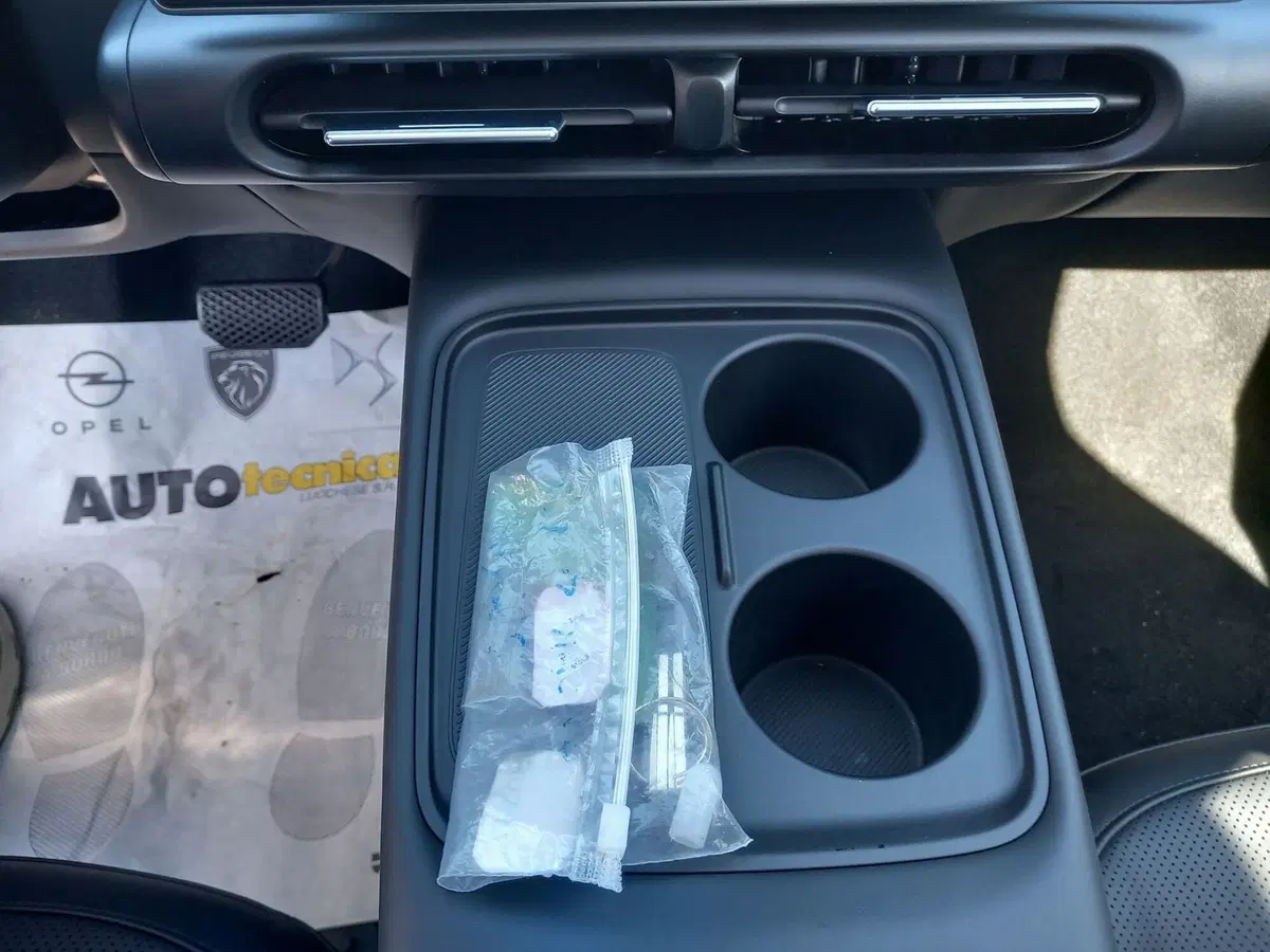 Leapmotor B03X nuova a Lucca (17)