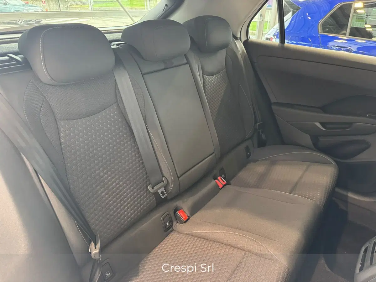 Volkswagen T-Roc nuova a Varese (11)