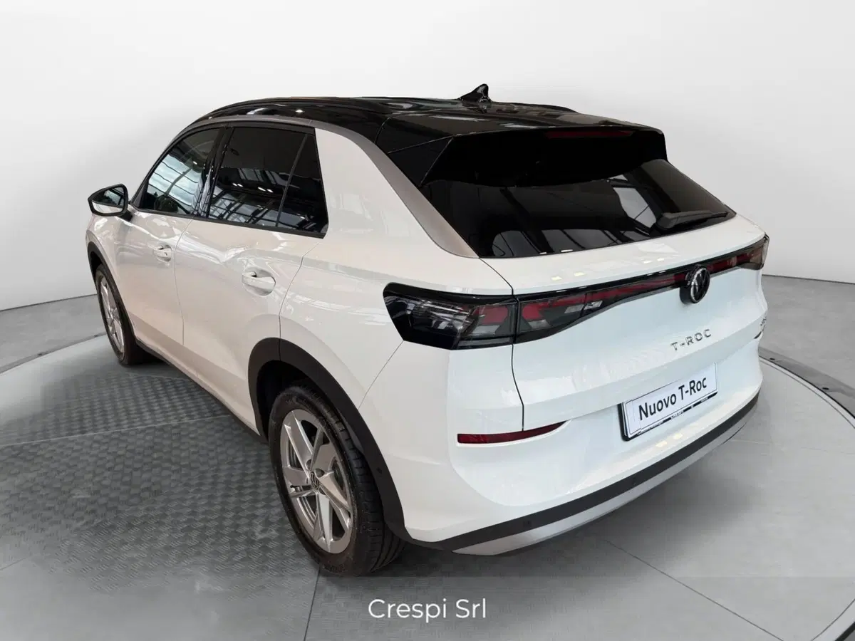 Volkswagen T-Roc nuova a Varese (3)
