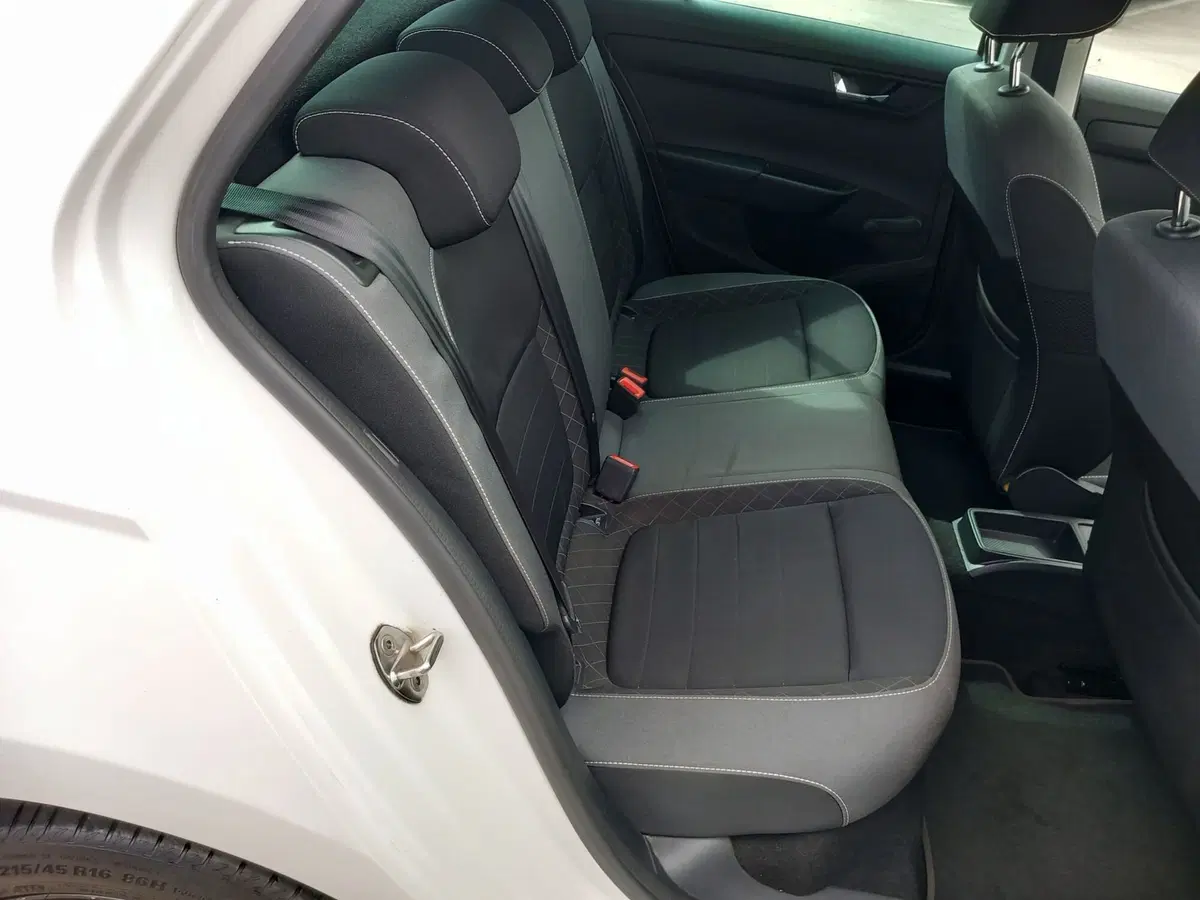 Skoda Fabia usata a Lucca (14)