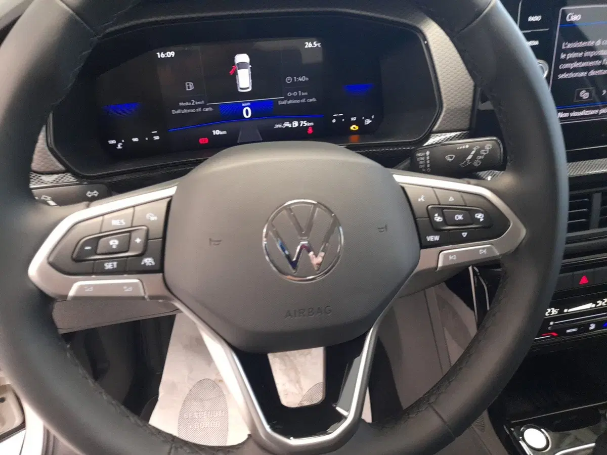 Volkswagen T-Cross nuova a Bologna (11)