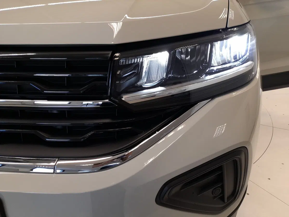 Volkswagen T-Cross nuova a Bologna (8)