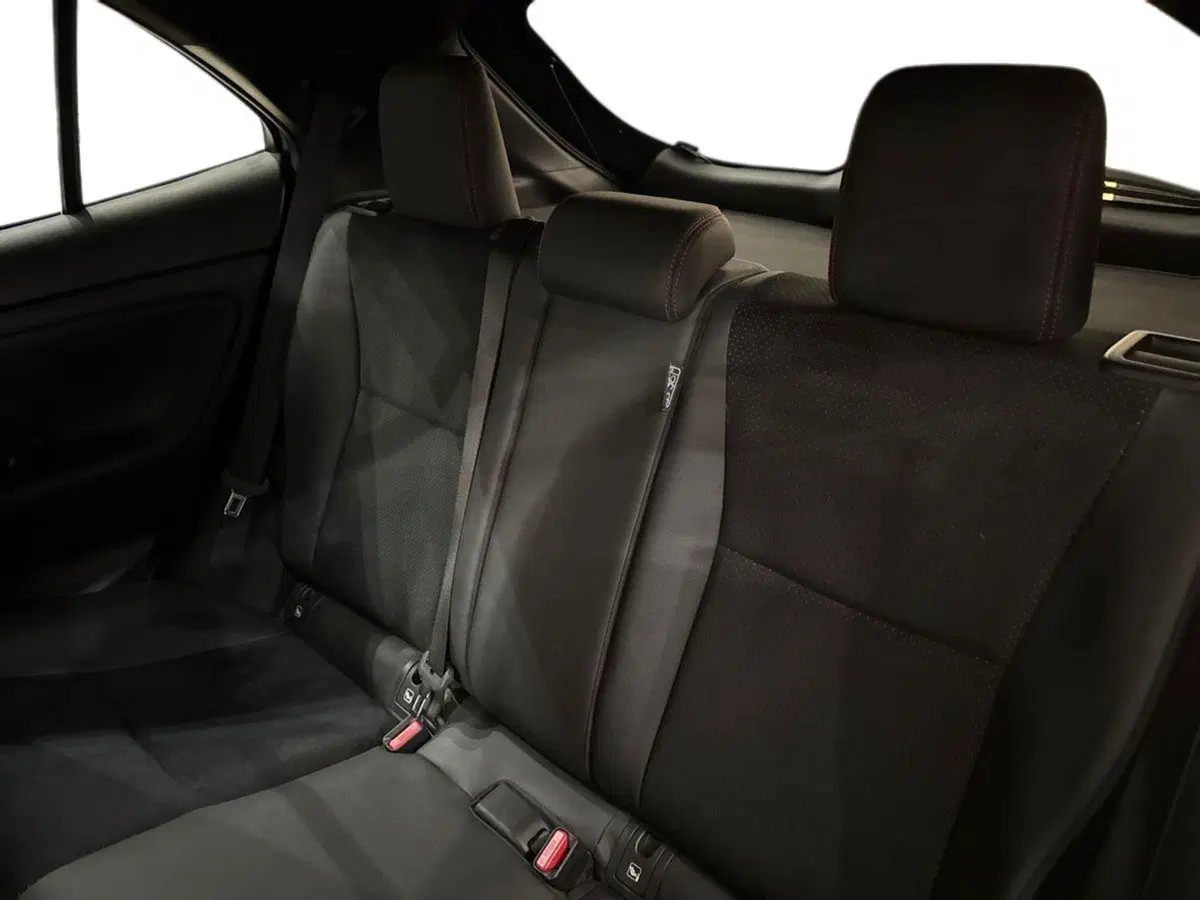 Toyota Yaris Cross usata a Prato (12)