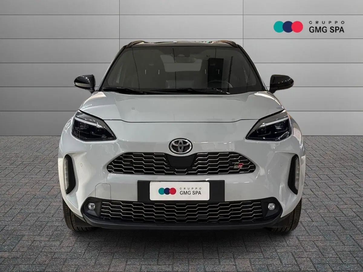 Toyota Yaris Cross usata a Prato (2)