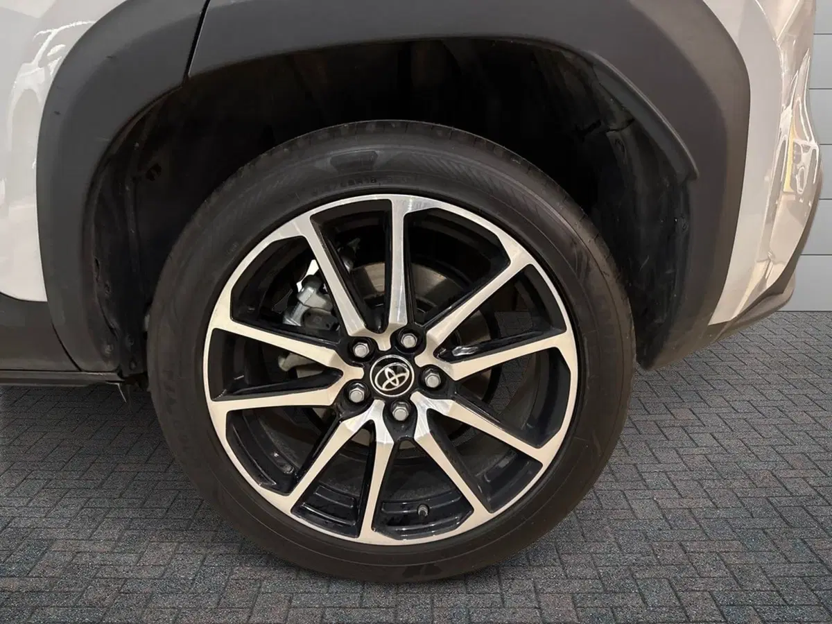 Toyota Yaris Cross usata a Prato (6)