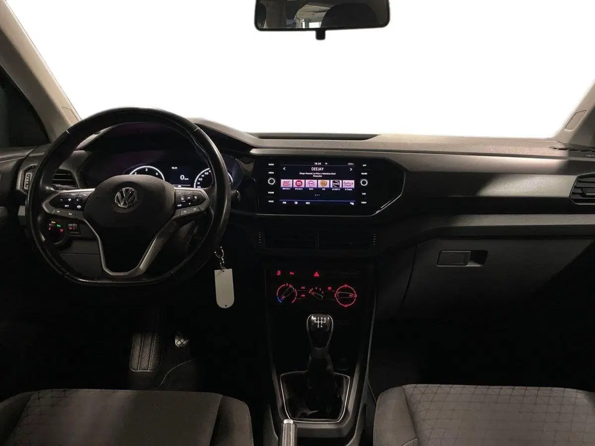 Volkswagen T-Cross usata a Prato (11)