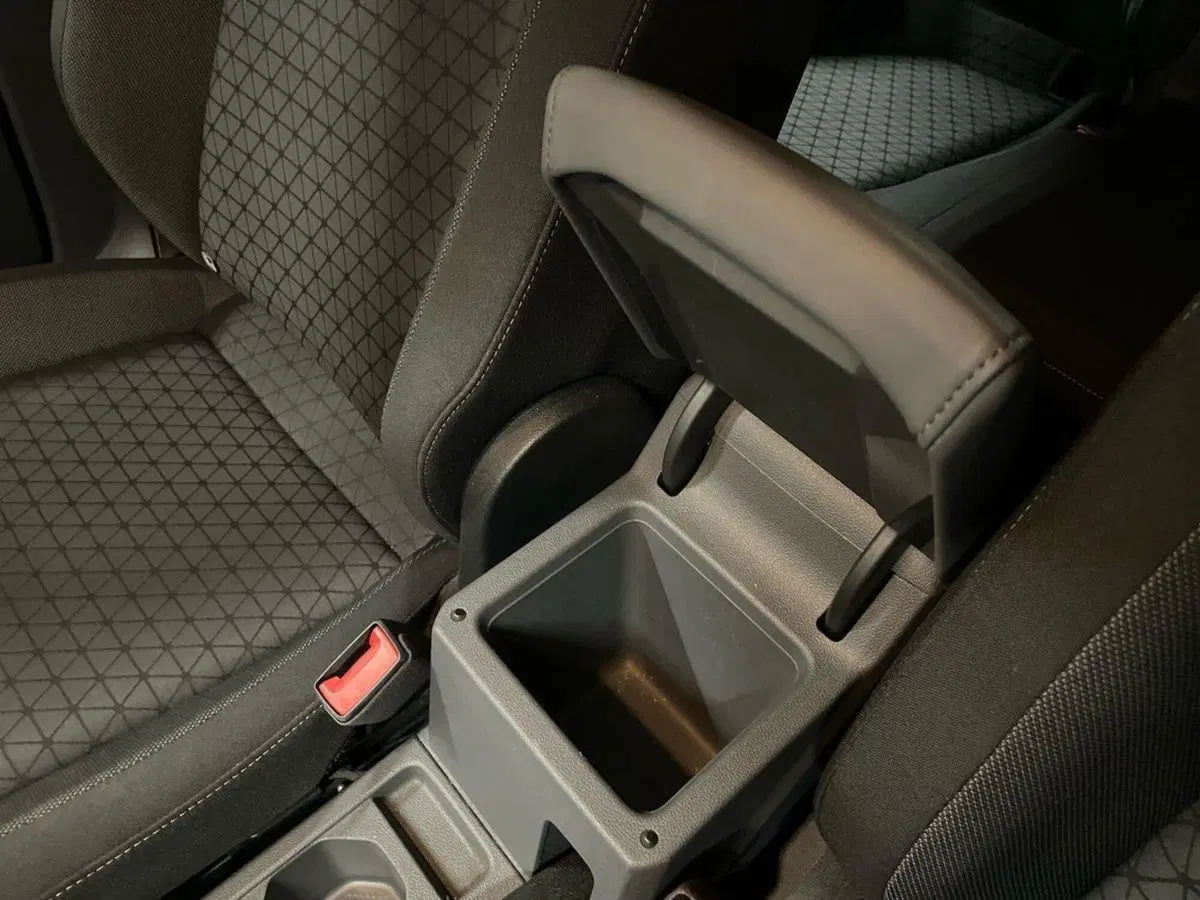 Volkswagen T-Cross usata a Prato (18)