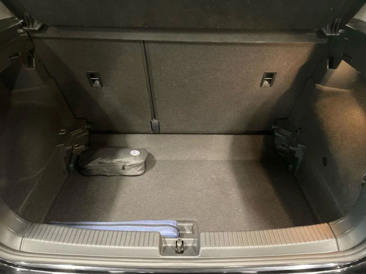 Volkswagen T-Cross usata a Prato (8)