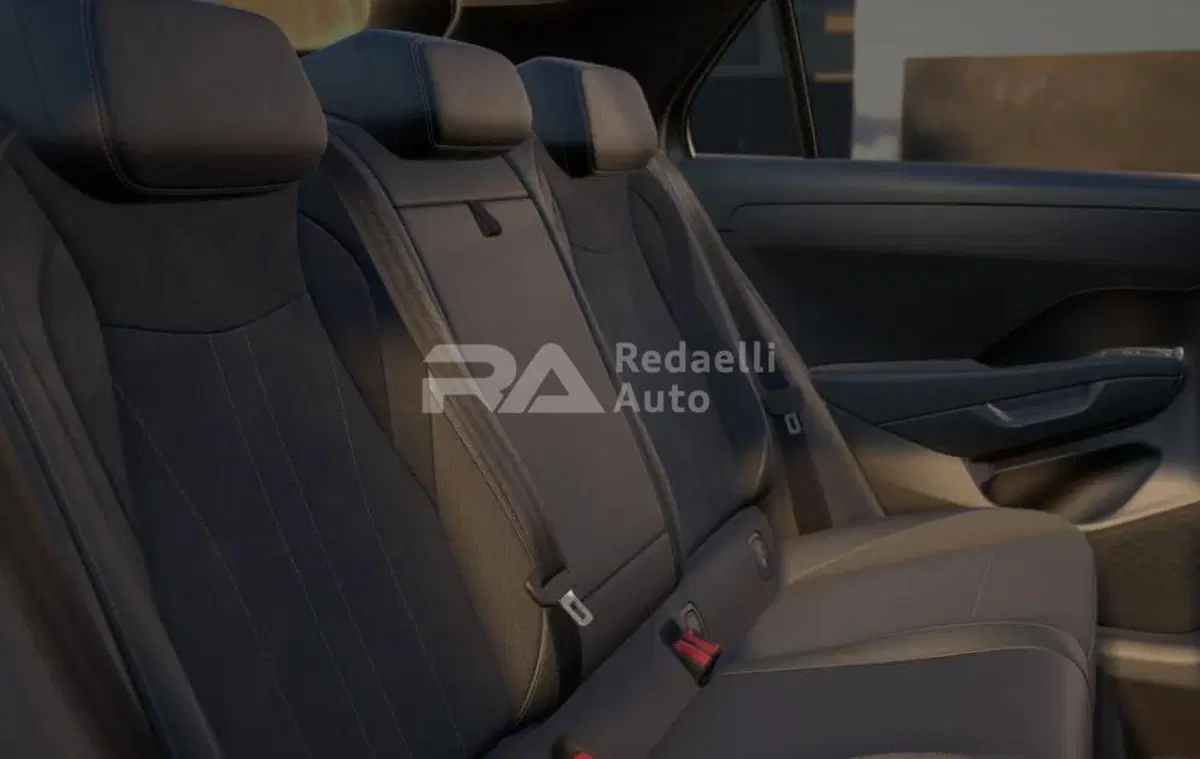 Volkswagen T-Roc nuova a Lecco (7)