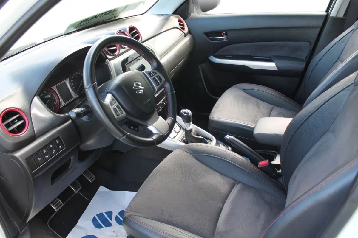 Suzuki Vitara usata a Cuneo (8)