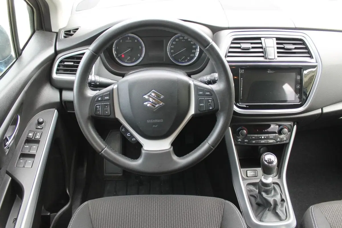 Suzuki S-Cross usata a Cuneo (7)