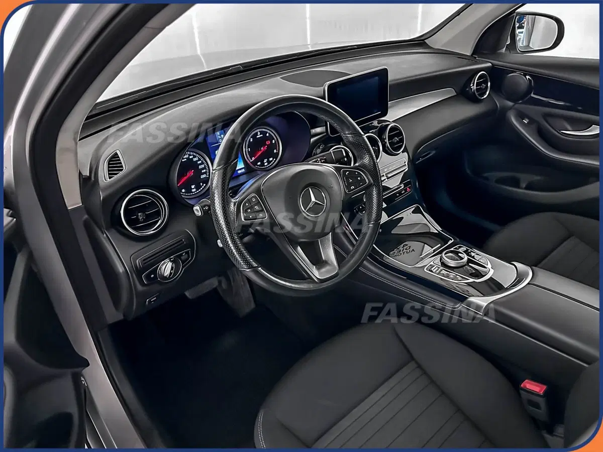 Mercedes-Benz GLC SUV usata a Milano (9)