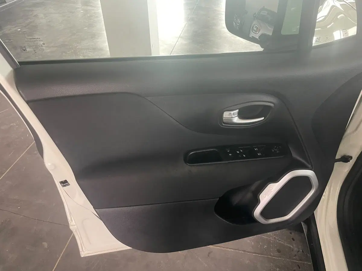 Jeep Renegade usata a Lucca (7)