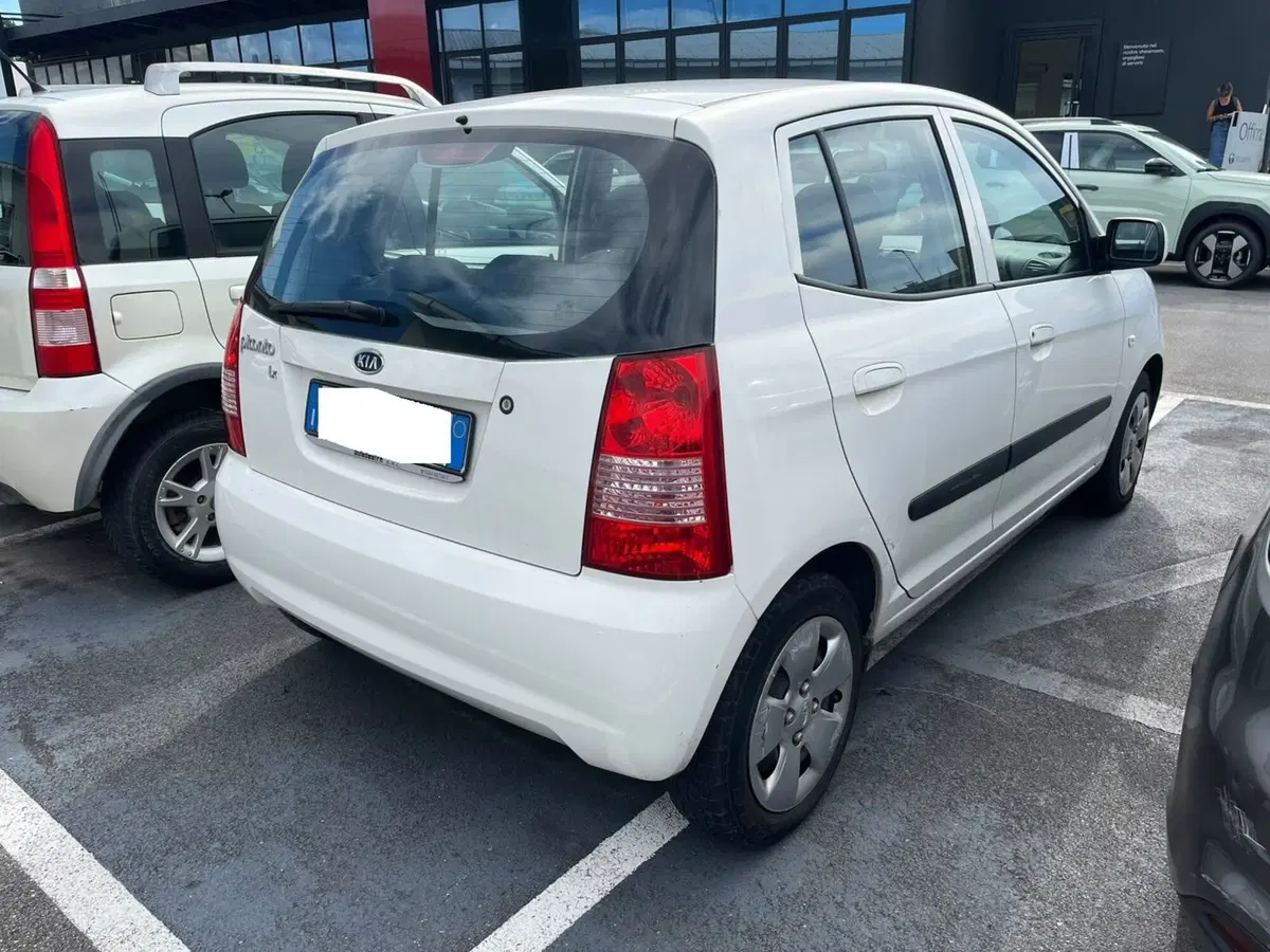 Kia Picanto usata a Lucca (4)