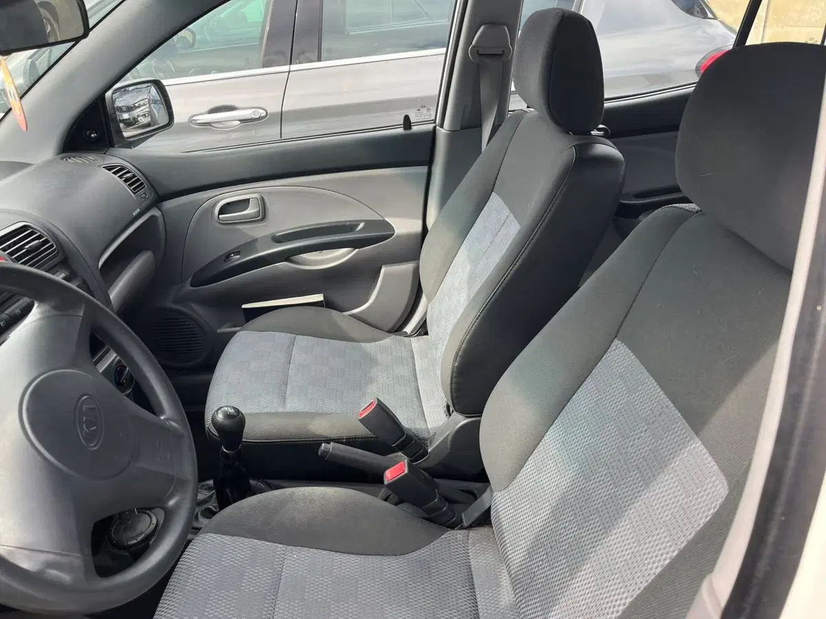 Kia Picanto usata a Lucca (7)